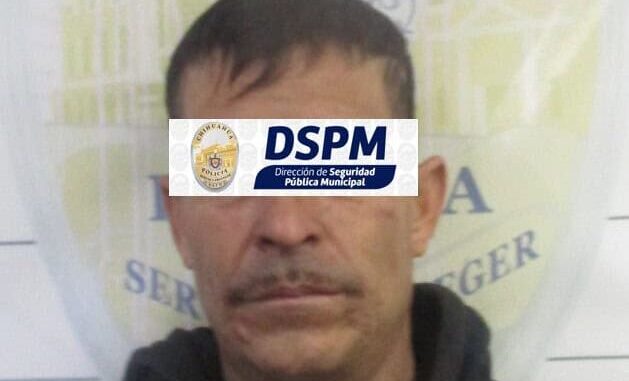 detienen-policias-municipales-a-vendedor-de-cristal-en-el-cerro-coronel.jpeg Detienen policías municipales a vendedor de cristal en el Cerro Coronel