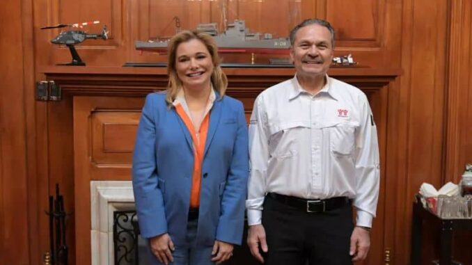 maru-campos-se-reunio-con-el-director-general-del-infonavit.jpeg Maru Campos se reunió con el director general del Infonavit