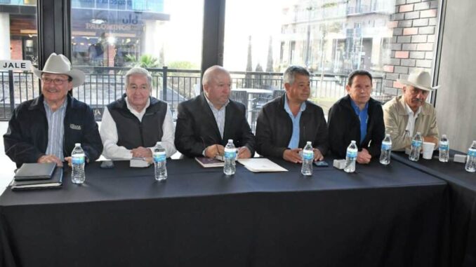presenta-fiscal-general-resultados-de-combate-a-delitos-ante-el-consejo-estatal-agropecuario.jpg Presenta Fiscal General resultados de combate a delitos ante el Consejo Estatal Agropecuario
