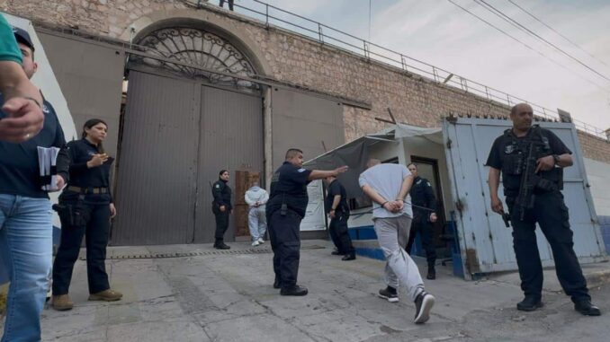 trasladan-a-89-reos-del-cereso-no-1-para-combatir-la-sobrepoblacion.jpeg Trasladan a 89 reos del Cereso No.1 para combatir la sobrepoblación
