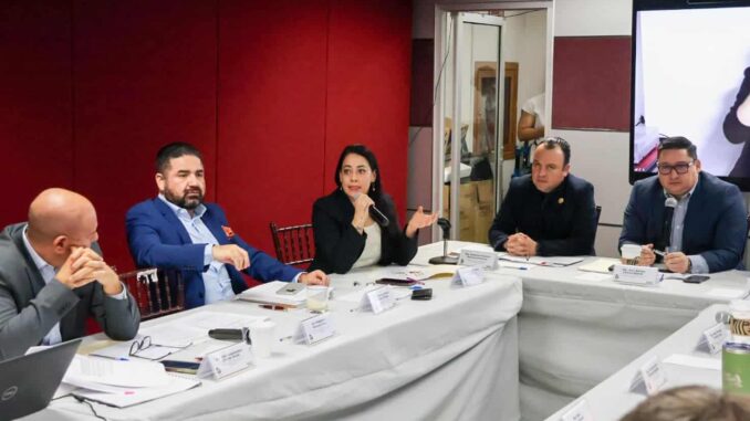 cuestiona-america-aguilar-a-geo-bujanda-sobre-aborto.jpeg Cuestiona América Aguilar a Geo Bujanda sobre Aborto