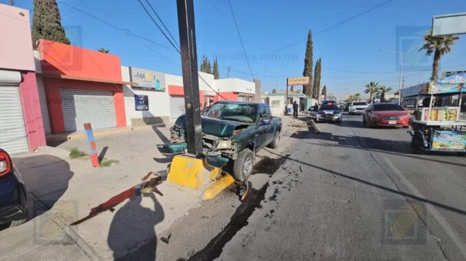 choque-en-avenida-vallarta-deja-a-una-mujer-lesionada.jpeg Choque en avenida Vallarta deja a una mujer lesionada