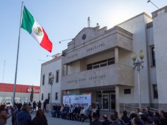 Realizan ceremonia cívica por el 219° aniversario del natalicio de Benito Juárez, en Cuauhtémoc