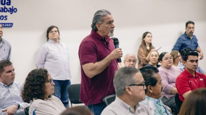 atiende-gobierno-municipal-a-vecinos-de-el-reliz-con-audiencia-publica.jpeg Atiende Gobierno Municipal a vecinos de El Reliz con audiencia pública