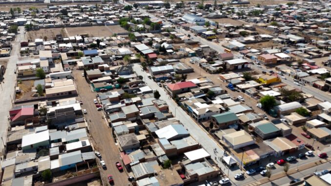 beto-perez-entrega-nuevas-pavimentaciones-en-la-colonia-emiliano-zapata.jpeg Beto Pérez entrega nuevas pavimentaciones en la colonia Emiliano Zapata