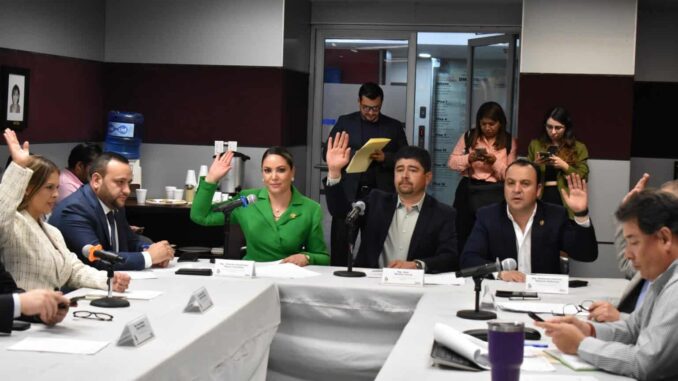 aprueban-crear-mesa-tecnica-para-analizar-propuesta-enfocada-en-mantener-el-estatus-zoosanitario-en-chihuahua.jpeg Aprueban crear Mesa Técnica para analizar propuesta enfocada en mantener el estatus zoosanitario en Chihuahua