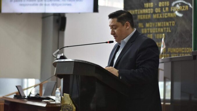 busca-alfredo-chavez-reforma-para-proteger-a-abuelas-que-crian-a-sus-nietos.jpeg Busca Alfredo Chávez reforma para proteger a abuelas que crían a sus nietos